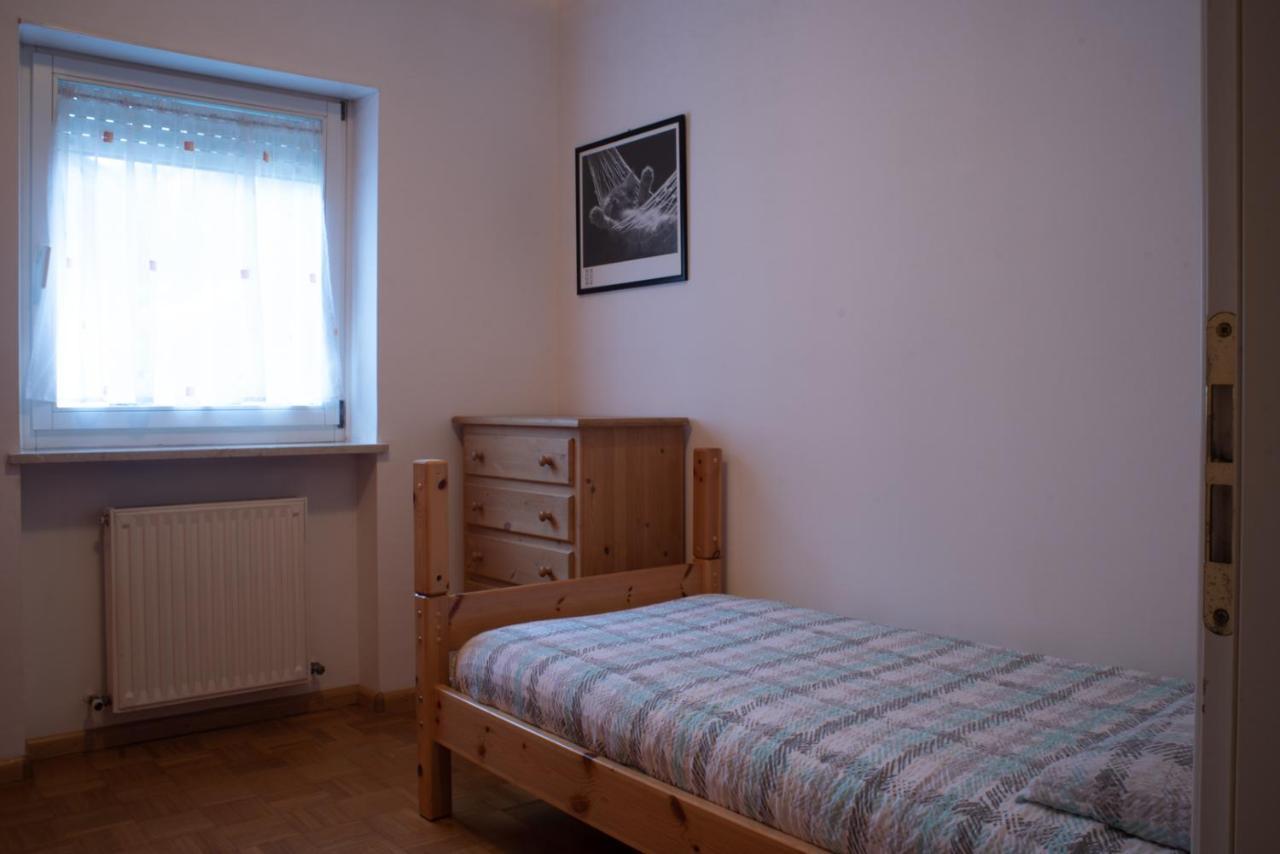 Strategic Apartment - Near Bolzano Prato all'Isarco Exterior foto